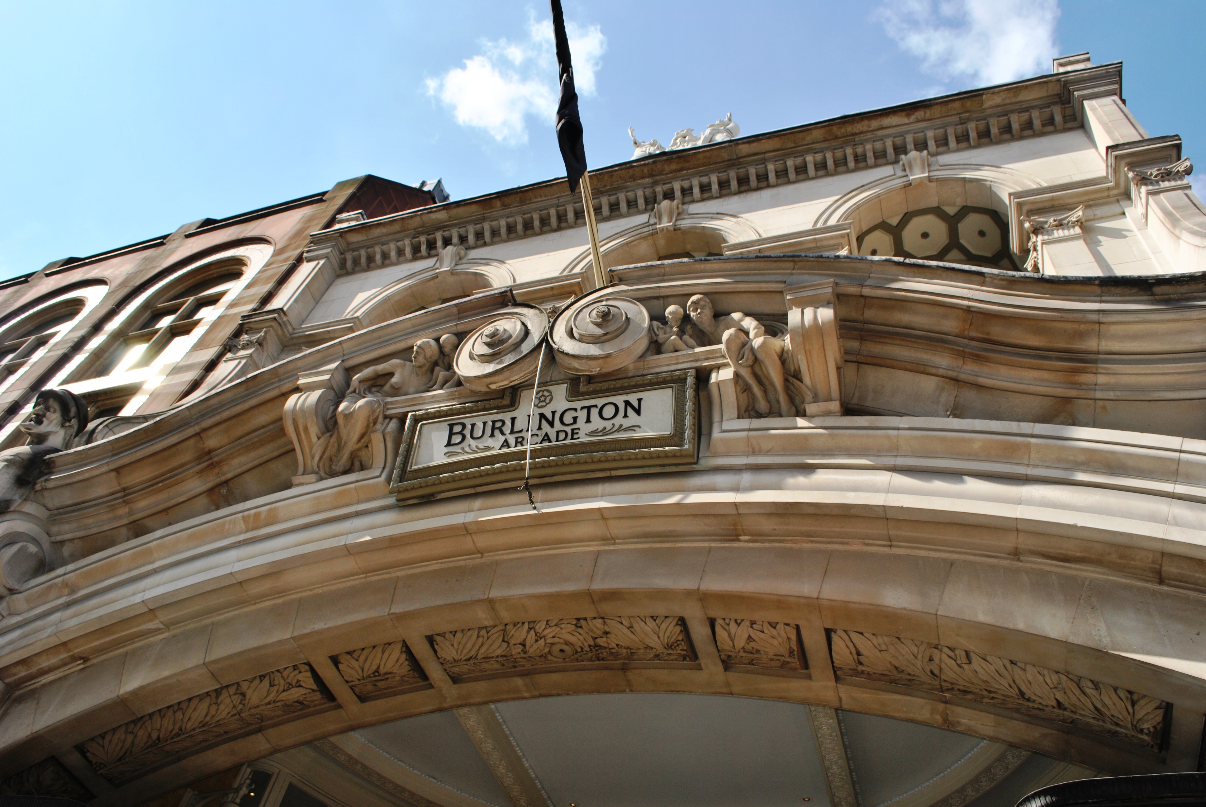 external image II_Burlington%20Arcade,%20London,%20UK.JPG